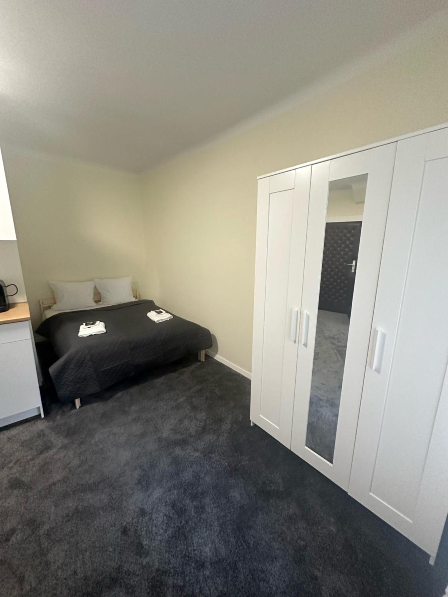 Apartment Datri Petite 9